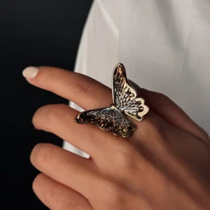 انگشتر پروانه درین