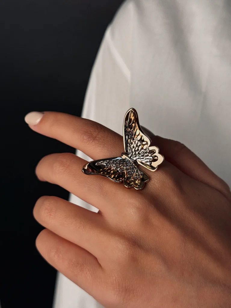 انگشتر پروانه درین